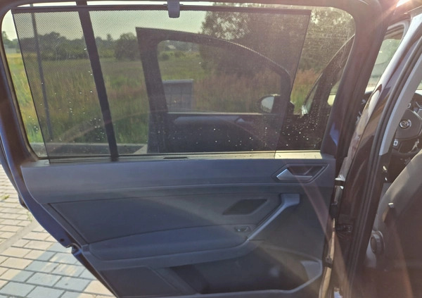 Volkswagen Touran cena 75900 przebieg: 59900, rok produkcji 2019 z Kraków małe 497